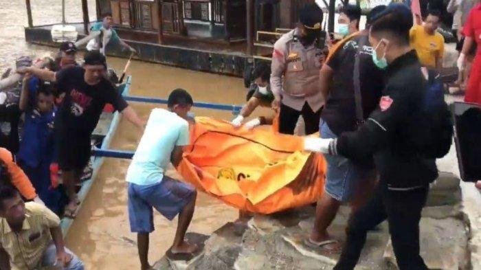 Heboh Penemuan Mayat Pria di Muara Pantai Pacitan: Identitas Korban Terungkap dengan Cepat